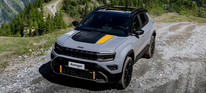 Por renovar tu coche, llévate un JEEP &reg;  Avenger 4xe Hybrid The North Face - Stellantis &You