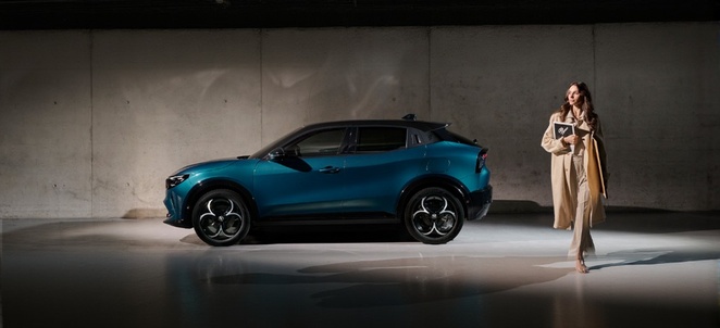 JUNIOR IBRIDA 1.2 145Cv - Stellantis &You