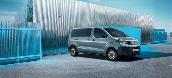 PEUGEOT E-EXPERT KOMBI L2 - Stellantis &You PEUGEOT E-EXPERT KOMBI L2 - Stellantis &You