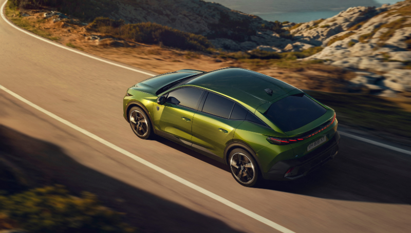 Consejos para conducir con calor - Stellantis &You Consejos para conducir con calor - Stellantis &You