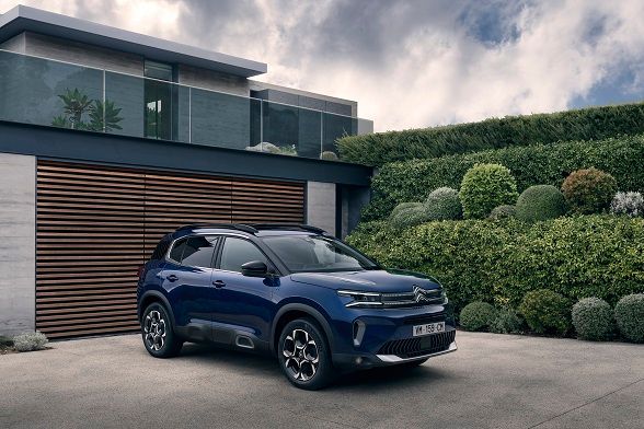 Citroën C5 aircross hybride caractéristiques - Stellantis &You