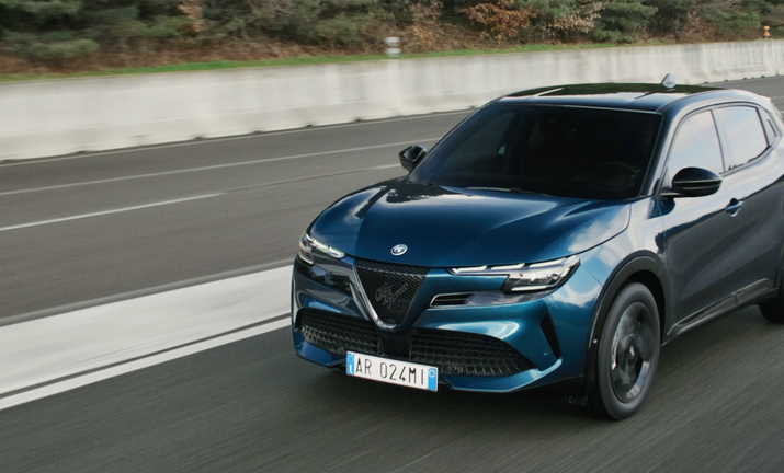 Alfa Romeo Junior Ibrida - Stellantis &You