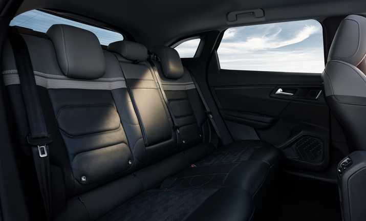 Citroën C5 X Plug-In Hybrid - Stellantis &You Citroën C5 X Plug-In Hybrid - Stellantis &You