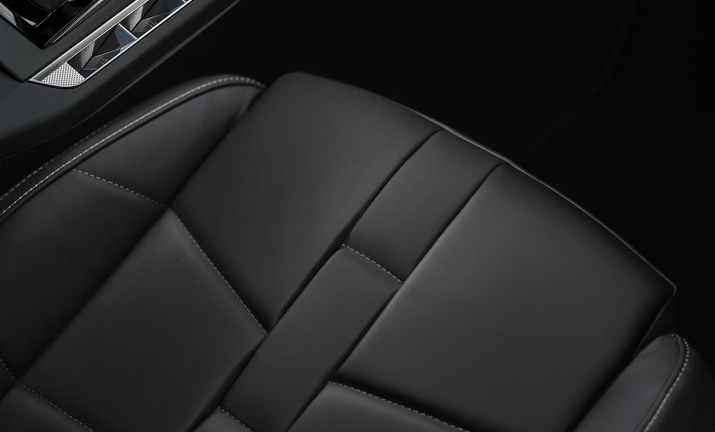DS 3 E-Tense interni - Stellantis &You