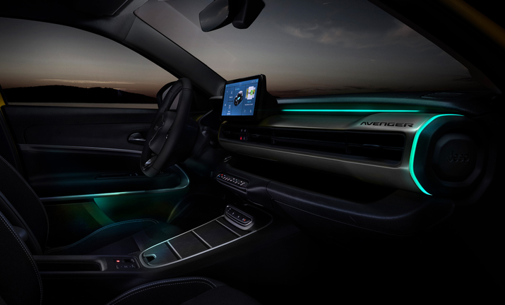 Jeep® Avenger e-Hybrid - Stellantis &You