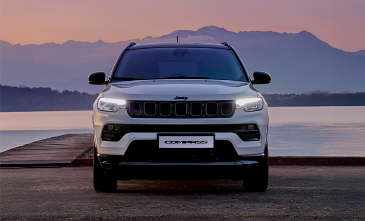 Jeep® Compass 4xe Plug-in Hybrid - Stellantis &You