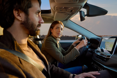 Jeep® Compass e-Hybrid Interni - Stellantis &You Jeep® Compass e-Hybrid Interni - Stellantis &You