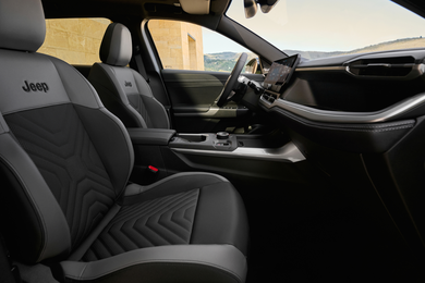 Nuevo Jeep<sub>®</sub> Compass e-Hybrid Interior - Stellantis &You Nuevo Jeep<sub>®</sub> Compass e-Hybrid Interior - Stellantis &You