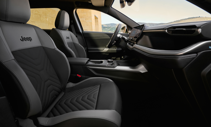 Nuova Jeep® Compass e-Hybrid - Stellantis &You