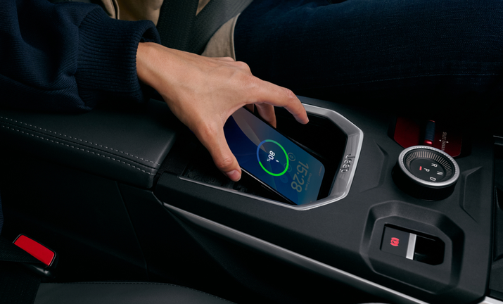 Nuova Jeep® Compass e-Hybrid - Stellantis &You