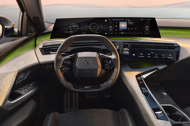 Peugeot 5008 Hybrid Interni - Stellantis &You Peugeot 5008 Hybrid Interni - Stellantis &You