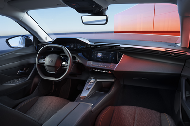 Peugeot  E-308 - Stellantis &You