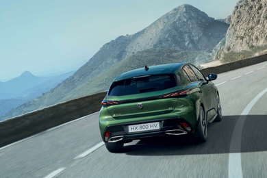 Peugeot  E-308 - Stellantis &You