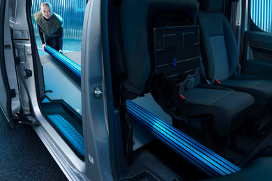Peugeot Expert Interior - Stellantis &You