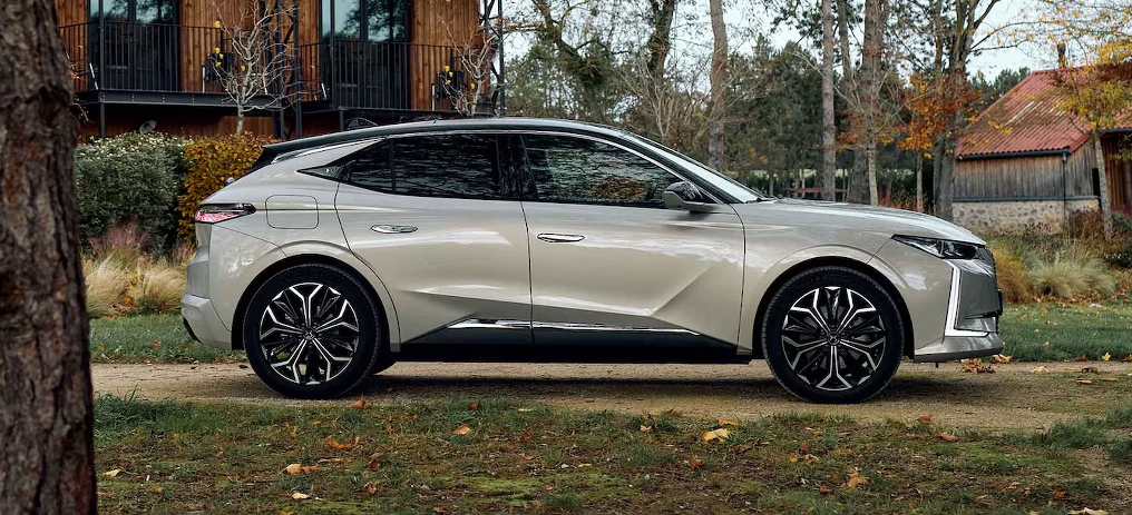 DS 4 BlueHDI 130 PALLAS - DS