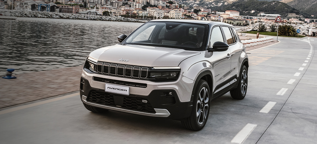 JEEP® AVENGER BENZINA - Stellantis &You