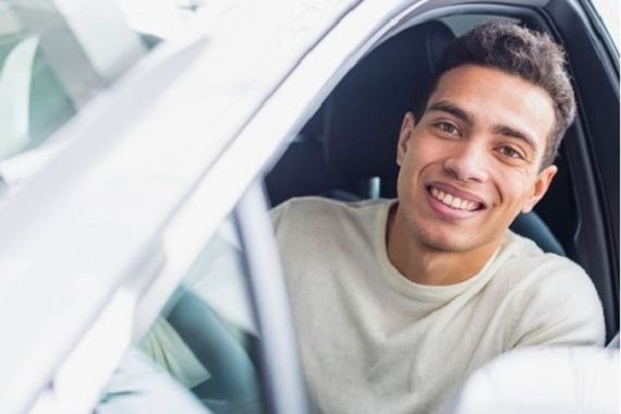 ¿Qué coche elegir para un conductor joven?