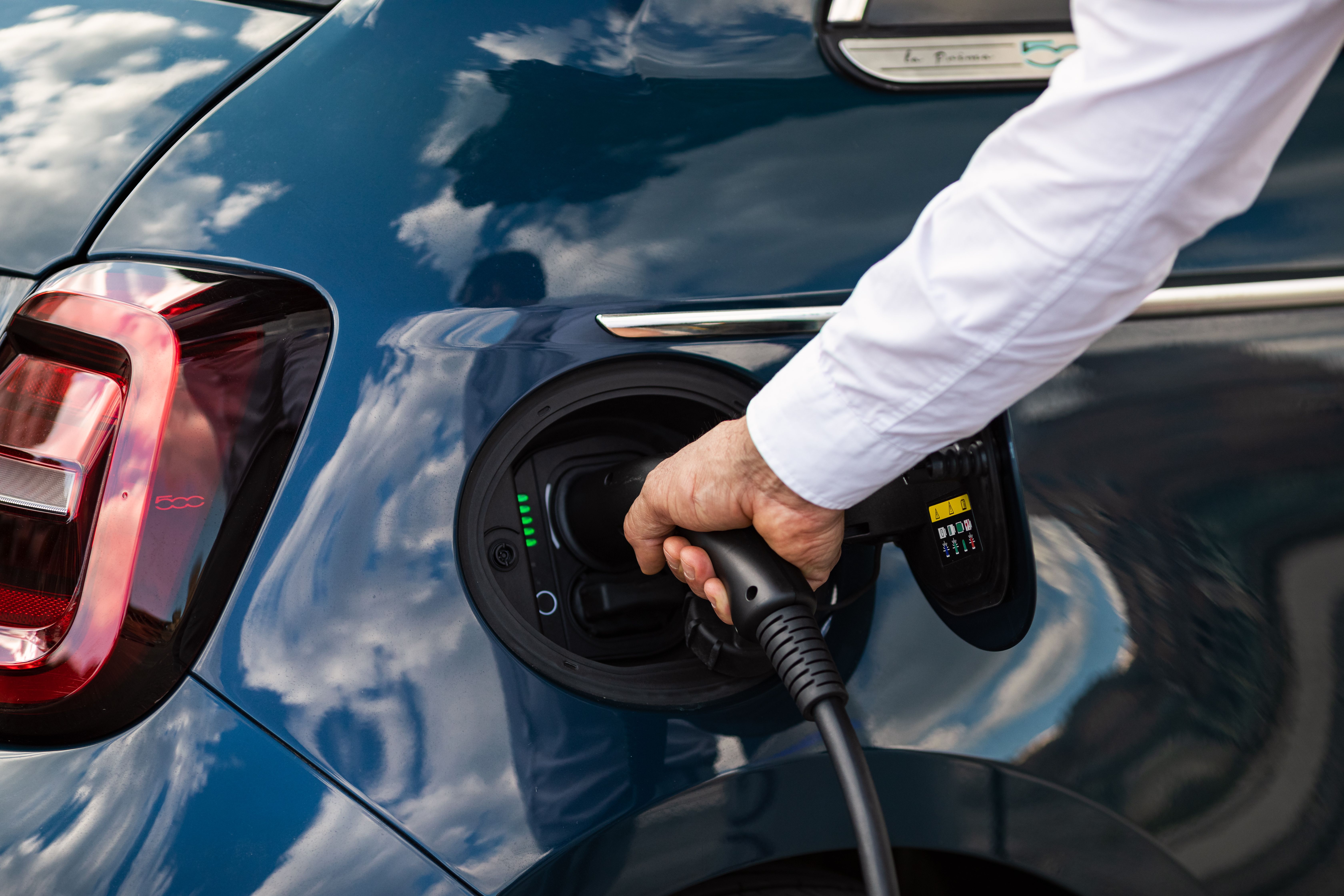 Quel est le temps de charge d'une voiture électrique ?